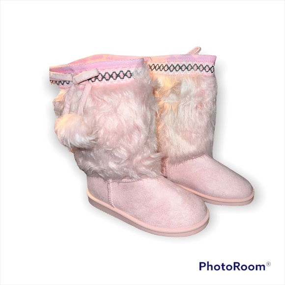 Fabkids, Fuzzy Pom Pom light pink boots. Girl’s sizes 13 & 1 - Picture 1 of 6